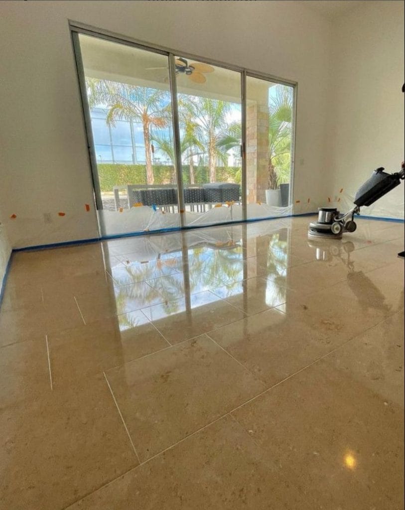 ניקיון לאחר שיפוץ - אחרי: ליטוש והברקה קריסטלית לריצפה